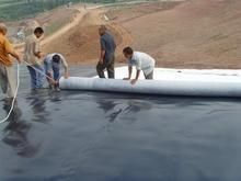 專業供應平涼HDPE土工膜與凹凸排水板 廠家直銷（15265486000）